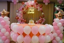 unsplash_D31ZvQgI9z8_balloon arch decoration