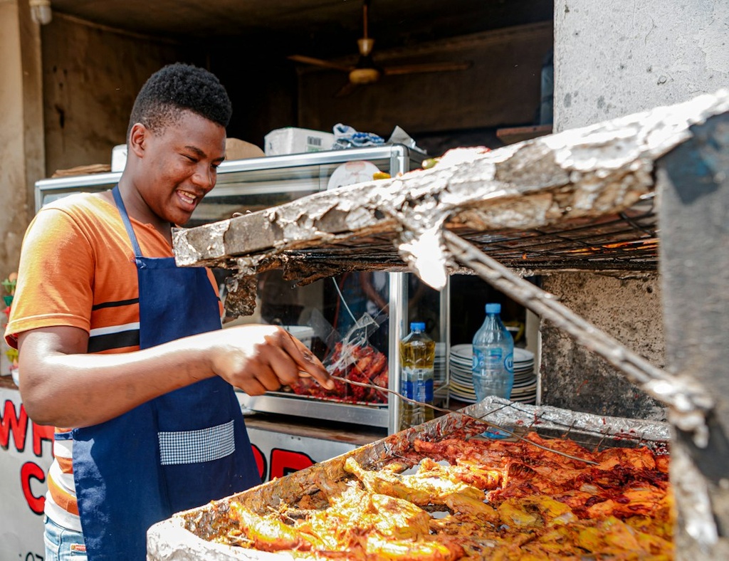 unsplash_SbPAVmMQSi8_african food