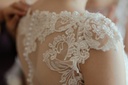 unsplash_KRPCwGCzUJs_wedding dress bride