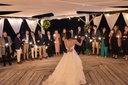 unsplash_ehrrnNrEHbY_wedding sparklers first dance