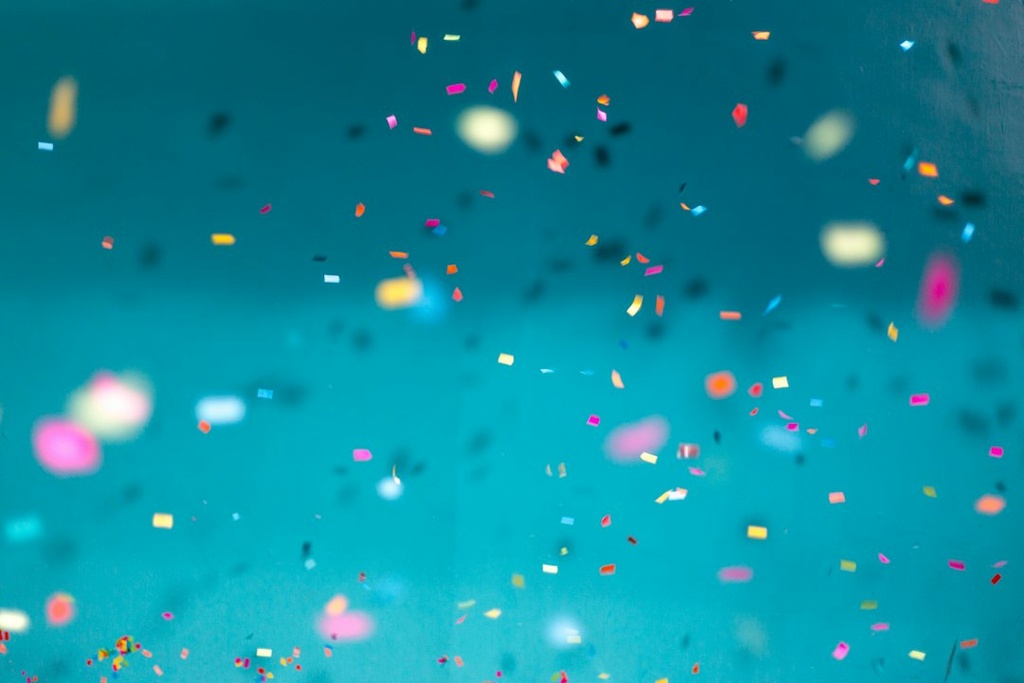 unsplash_Xaanw0s0pMk_confetti