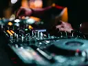 unsplash_VFKxeErl3O0_DJ.webp