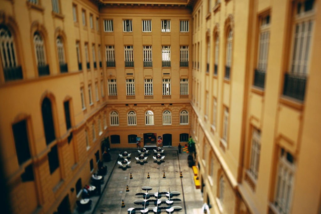 unsplash_gFtqZ8Un-q8_heritage building courtyard