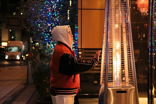 unsplash_itFCQ-lB4d0_patio heater outdoor