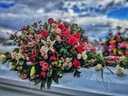 unsplash_5a3eFHcGl9U_memorial service flowers