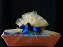 unsplash_rUrNMppwEuM_gift hamper
