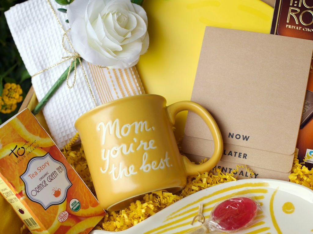 unsplash_nxMg58QdBd4_gift basket
