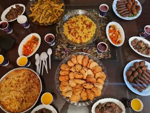 unsplash_3JNYT7arNck_arabic food platter