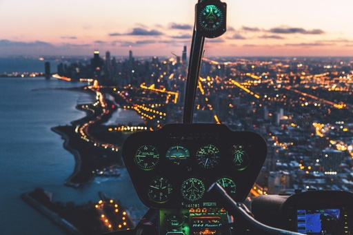 unsplash_4pHcmcPsP8A_private helicopter