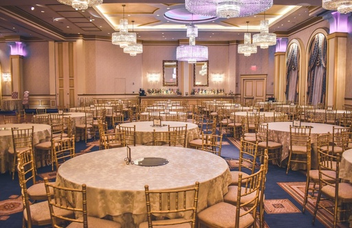 unsplash_m8YjB0noWiY_hotel ballroom