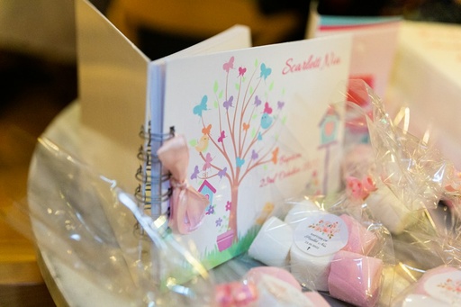 unsplash_hT2ik20aXVA_kids spa party