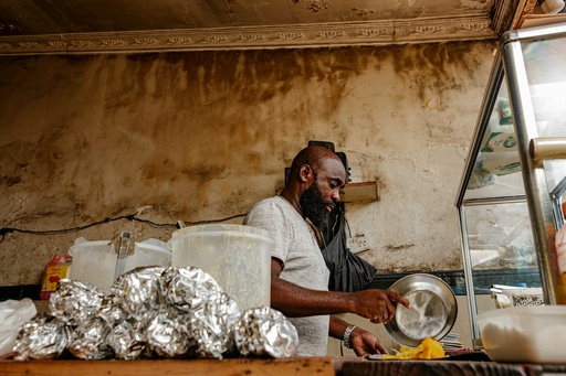 unsplash_VhYvF2XaRuI_african street food