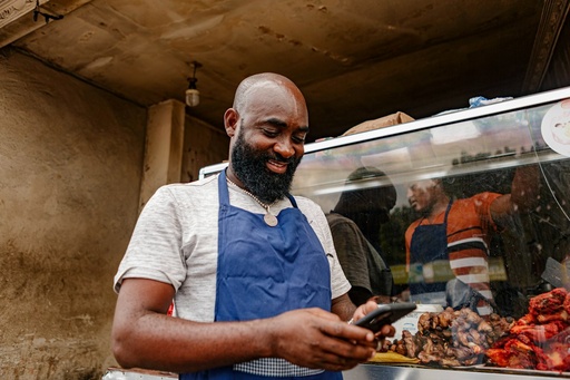 unsplash_uk3ey_vhDKA_african street food