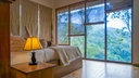 unsplash_LV0OCPkmEWo_resort hotel room