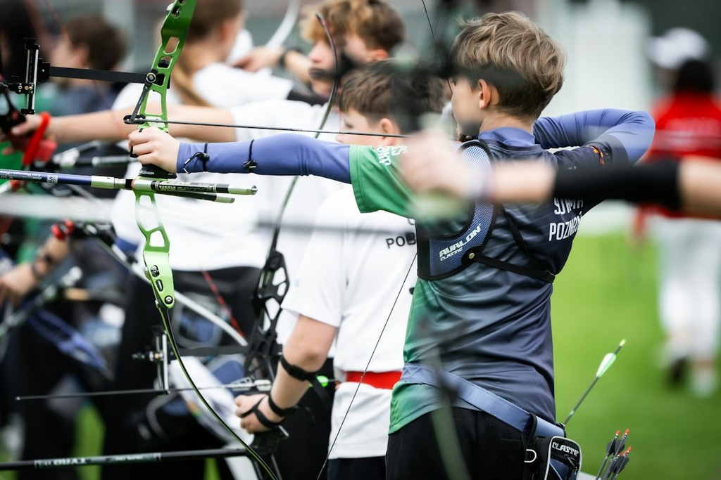 unsplash_d3I11OdxtRc_archery target bow